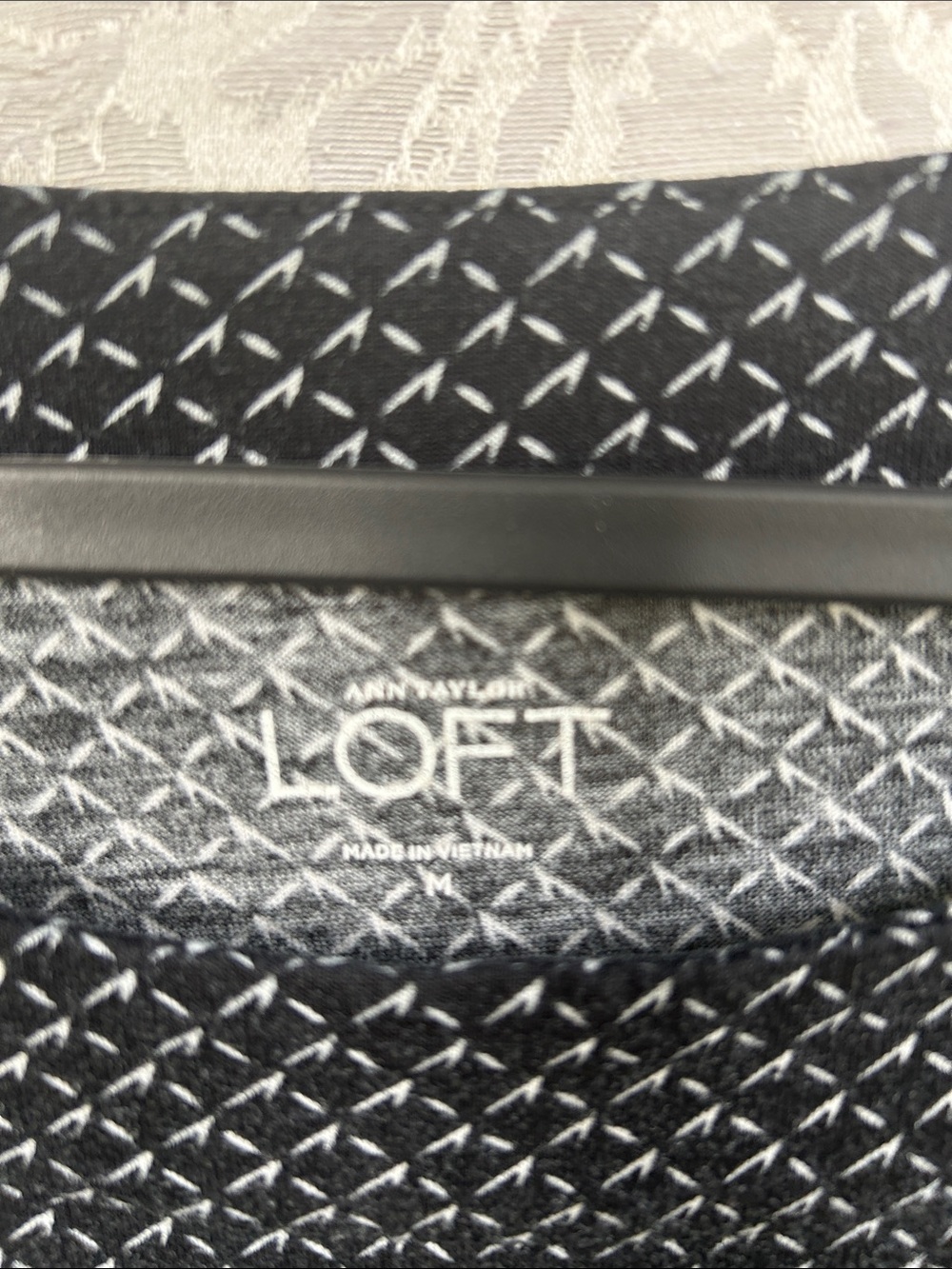 LOFT Black and White Geometric Knit Top - Picture 2 of 5